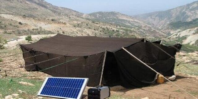 روشن شدن چادر عشایر آذربایجان شرقی با انرژی خورشیدی